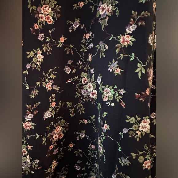 Vintage Betsy’s Things 2XL navy blue floral short sleeved dress. - Picture 5 of 6